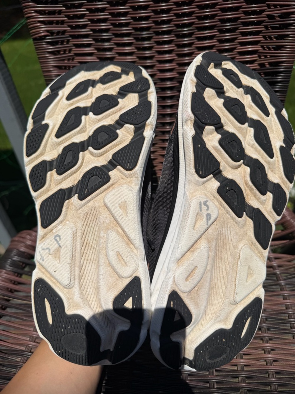 Hoka One One Clifton 9 Women’s Running Gym Training Shoes Black Gold - Size 7.5 - Picture 7 of 9